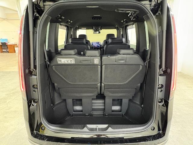 ステップワゴン e:HEVスパーダ ナビフルセグBカメラETCLEDAW フルオートエアコン ESC シートヒータ キーフリー LEDヘッドランプ ABS リアカメラ スマートキ USBポート クルーズコントロール 3列シート Pソナー(32枚目)