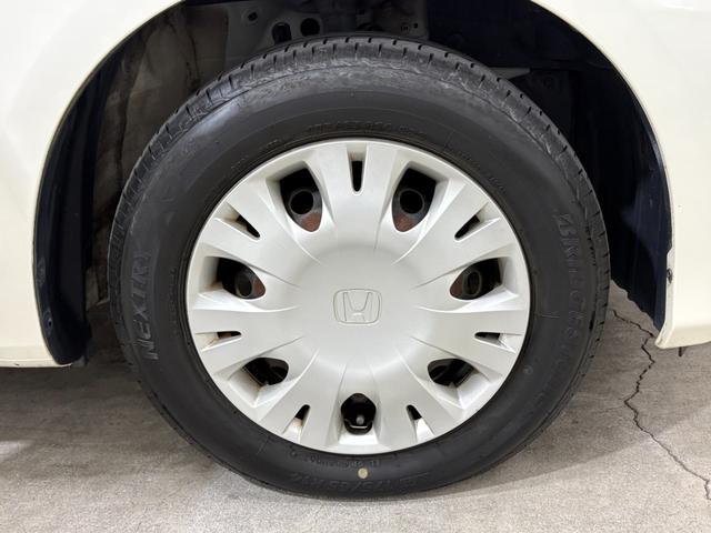 フィット 13G・スマートセレクション ナビワンセグBカメラETC Wエアバッグ Bモニター ETC付き DVD再生 キーフリー PS オートエアコン スマキ- PW エアバック ABS ナビTV(11枚目)