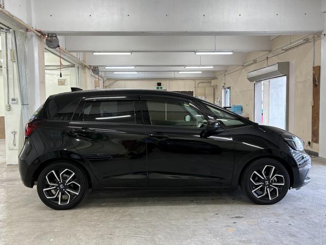 フィット ホーム ナビBカメラETCLEDAW 衝突軽減ブレーキ リアカメ LEDライト クリアランスソナー ドラレコ エアバッグ iストップ スマ-トキ- ETC車載器 Wエアバック USBポート フルオートエアコン(7枚目)