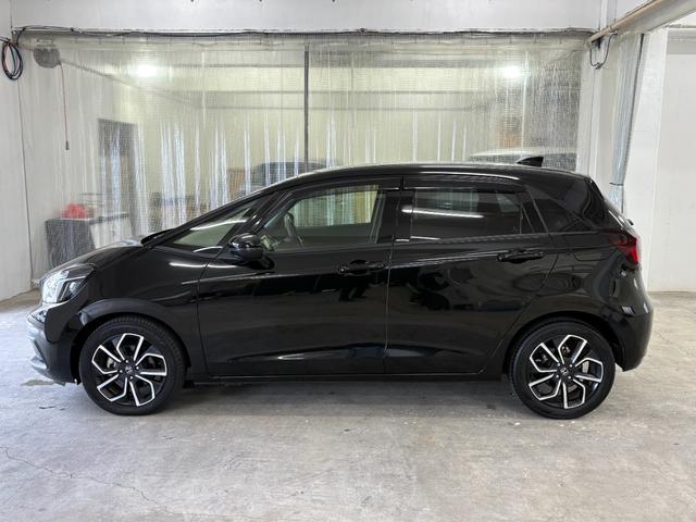 フィット ホーム ナビBカメラETCLEDAW 衝突軽減ブレーキ リアカメ LEDライト クリアランスソナー ドラレコ エアバッグ iストップ スマ-トキ- ETC車載器 Wエアバック USBポート フルオートエアコン(8枚目)