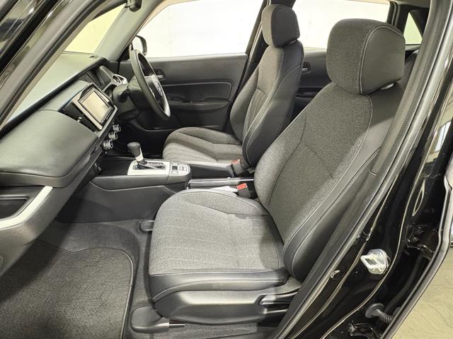 フィット ホーム ナビBカメラETCLEDAW 衝突軽減ブレーキ リアカメ LEDライト クリアランスソナー ドラレコ エアバッグ iストップ スマ-トキ- ETC車載器 Wエアバック USBポート フルオートエアコン(29枚目)