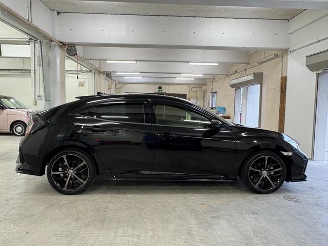 シビック ハッチバック ナビフルセグBカメラETCLEDAW 追突軽減ブレーキ Bモニター 横滑防止 シートヒーター付き LEDライト フルセグTV スマートキー AAC ナビ・TV ドラレコ サイドカーテンエアバック(7枚目)