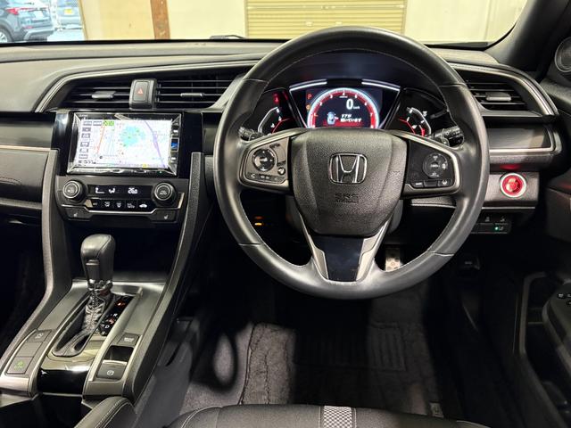 シビック ハッチバック ナビフルセグBカメラETCLEDAW 追突軽減ブレーキ Bモニター 横滑防止 シートヒーター付き LEDライト フルセグTV スマートキー AAC ナビ・TV ドラレコ サイドカーテンエアバック(12枚目)