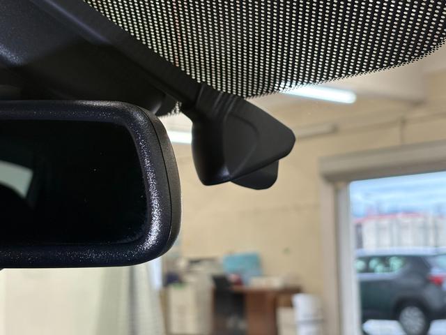 シビック ハッチバック ナビフルセグBカメラETCLEDAW 追突軽減ブレーキ Bモニター 横滑防止 シートヒーター付き LEDライト フルセグTV スマートキー AAC ナビ・TV ドラレコ サイドカーテンエアバック(25枚目)