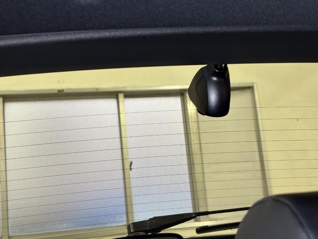 シビック ハッチバック ナビフルセグBカメラETCLEDAW 追突軽減ブレーキ Bモニター 横滑防止 シートヒーター付き LEDライト フルセグTV スマートキー AAC ナビ・TV ドラレコ サイドカーテンエアバック(26枚目)