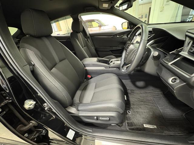 シビック ハッチバック ナビフルセグBカメラETCLEDAW 追突軽減ブレーキ Bモニター 横滑防止 シートヒーター付き LEDライト フルセグTV スマートキー AAC ナビ・TV ドラレコ サイドカーテンエアバック(28枚目)