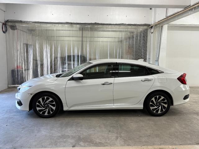 シビック セダンホンダセンシング ナビフルセグBカメラETCLEDAW ドラレコ LEDヘッド 前席シートヒーター スマートキー クルーズコントロール ターボ DVD再生 サイドエアバック ESC ナビTV オートエアコン エアバッグ(8枚目)