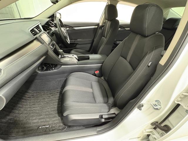 シビック セダンホンダセンシング ナビフルセグBカメラETCLEDAW ドラレコ LEDヘッド 前席シートヒーター スマートキー クルーズコントロール ターボ DVD再生 サイドエアバック ESC ナビTV オートエアコン エアバッグ(30枚目)