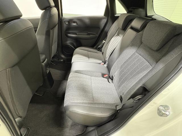 フィット ホーム　ナビフルセグＢカメラＥＴＣＬＥＤ　衝突軽減　リアカメラ　ソナー　ＵＳＢ接続　ＡＡＣ　横滑り防止機能　サイドエアバック　ＬＥＤライト　クルーズコントロール　パワーウィンドウ　スマキー　ＤＶＤ　ドラレコ（31枚目）