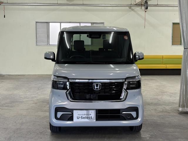 Ｎ－ＢＯＸカスタム ターボ　ナビフルセグＢカメラＥＴＣＬＥＤＡＷ　衝突被害軽減　キーフリー　Ｐセンサー　ＥＳＣ　パワステ　ＤＶＤ再生　両席エアバック　サイドエアバッグ　ターボ車　ＵＳＢ接続　スマキー　パワーウィンドウ　ＡＢＳ（5枚目）