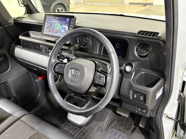 Ｎ－ＢＯＸカスタム ターボ　ナビフルセグＢカメラＥＴＣＬＥＤＡＷ　衝突被害軽減　キーフリー　Ｐセンサー　ＥＳＣ　パワステ　ＤＶＤ再生　両席エアバック　サイドエアバッグ　ターボ車　ＵＳＢ接続　スマキー　パワーウィンドウ　ＡＢＳ（13枚目）