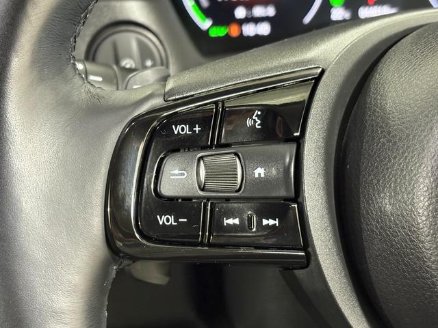 ヴェゼル ｅ：ＨＥＶＺ　ナビフルセグＢカメラＥＴＣＬＥＤＡＷ　衝突回避支援ブレーキ機能　スマキ　Ｐトランク　フルオートエアコン　Ｄレコ　エアバッグ　両席エアバック　Ｒカメ　パワーウィンドウ　ＬＥＤランプ　ソナー　クルーズＣ（23枚目）