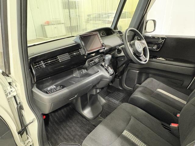 Ｎ－ＢＯＸカスタム ＥＸ　ナビフルセグＢカメラリアモニターＬＥＤＡＷ　ソナー　ＬＥＤヘッド　ＵＳＢ接続　リアカメラ　アイドリングストップ　シートヒーター　スマートキー　サイドエアバッグ　ＤＶＤ　地デジ　ＥＳＣ　ドラレコ（33枚目）