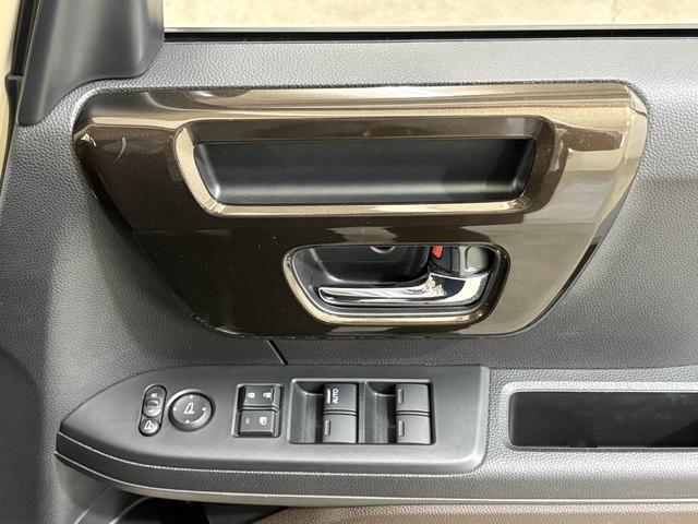 N-BOX Lコーディネートスタイル ナビフルセグBカメラETCLED Rカメラ レーダーブレーキ ECON LEDヘットライト DVD再生可 ドライブレコーダー 前席シートヒーター パーキングセンサー サイドカーテンエアバック キーレス(28枚目)