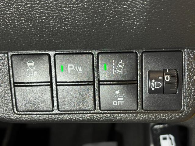 N-ONE RS ナビフルセグBカメラETCLEDAW サイドカーテンエアバック 記録簿 禁煙 クリアランスソナー シートヒータ 横滑り防止機能 インテリキー ETC付き AAC オートクルーズコントロール ナビ&TV(22枚目)