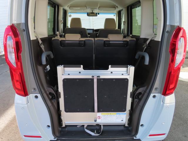 N-BOX L・スロープ アイドリングストップ カーテンエアバッグ LEDライト USB パワーステアリング VSA DVD再生 ワンオーナー スマートキー 禁煙車 リヤカメラ クルーズコントロール ETC(9枚目)