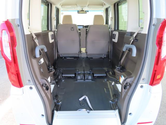 N-BOX L・スロープ アイドリングストップ カーテンエアバッグ LEDライト USB パワーステアリング VSA DVD再生 ワンオーナー スマートキー 禁煙車 リヤカメラ クルーズコントロール ETC(11枚目)