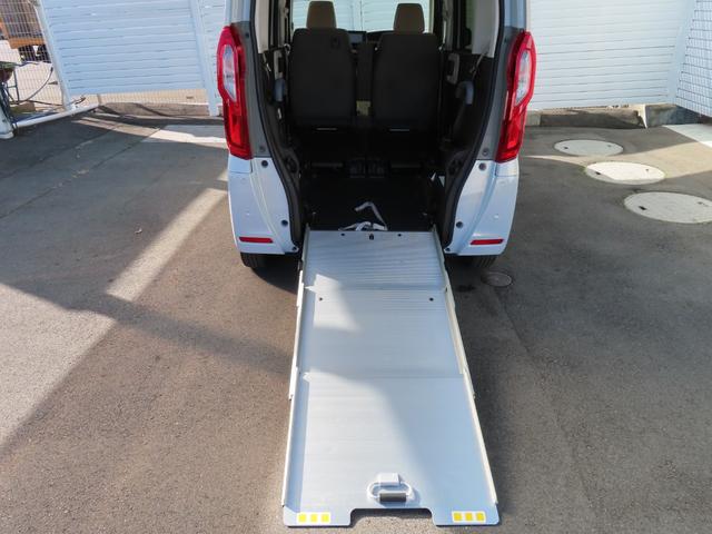 N-BOX L・スロープ アイドリングストップ カーテンエアバッグ LEDライト USB パワーステアリング VSA DVD再生 ワンオーナー スマートキー 禁煙車 リヤカメラ クルーズコントロール ETC(19枚目)