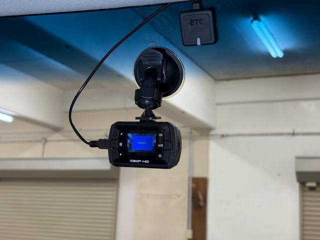 Ｎ－ＢＯＸ Ｇ・Ｌパッケージ　ナビワンセグＢカメラＥＴＣＡＷ　Ｉ－ＳＴＯＰ　メンテナンスノート　禁煙　カラーバックモニター　全席ＰＷ　ナビテレビ　１セグ　ＡＡＣ　横滑り防止　スマートキー　ＤＶＤ再生　ＡＢＳ　キーレスＥ　ドラレコ付（24枚目）