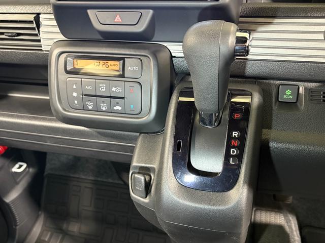 Ｎ－ＶＡＮ＋スタイル ファン　ナビフルセグＢカメラＬＥＤ　追突軽減ブレーキ　キーフリー　ＷＳＲＳ　ＤＶＤ再生　ＬＥＤヘッドランプ　運転席エアバッグ　スマートキー　フルセグＴＶ　クルーズコントロール　パワーウィンドー　両側スライド（18枚目）