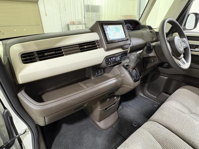 N-BOX L ナビフルセグBカメラETCLED 衝突回避支援ブレーキ I-STOP クリソナ PW パワステ Sヒーター スマ-トキ- 地デジTV ナビ&TV 横滑り防止 ETC車載器 LEDライト エアコン付き(30枚目)