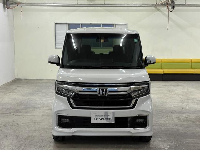 Ｎ－ＢＯＸカスタム Ｌ　ナビＢカメラＬＥＤＡＷ　Ｐソナー　サイドエアバッグ　Ａストップ　シートヒータ　キーフリーシステム　ＬＥＤライト　リアカメ　クルーズコントロール　ＡＣ　スマキー　横滑り防止　パワーステアリング　ＵＳＢ（5枚目）