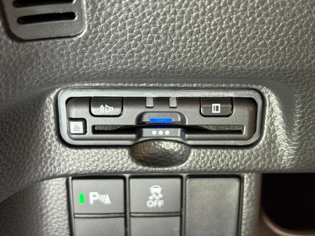 Ｎ－ＢＯＸカスタム Ｌターボ　ナビフルセグＢカメラＥＴＣＬＥＤＡＷ　地デジチューナー　衝突軽減ブレーキサポート　ＬＥＤヘッドライ　アイドリングＳ　ターボエンジン　ＰＳ　カーテンエアバック　シートヒータ　エアバック　ＵＳＢ　ＡＡＣ（20枚目）