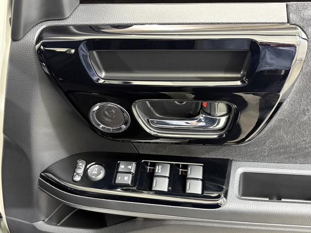 Ｎ－ＢＯＸカスタム Ｌターボ　ナビフルセグＢカメラＥＴＣＬＥＤＡＷ　地デジチューナー　衝突軽減ブレーキサポート　ＬＥＤヘッドライ　アイドリングＳ　ターボエンジン　ＰＳ　カーテンエアバック　シートヒータ　エアバック　ＵＳＢ　ＡＡＣ（28枚目）