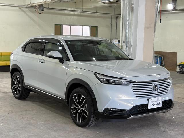 ヴェゼル ｅ：ＨＥＶＺ　ナビフルセグＢカメラＥＴＣＬＥＤＡＷ　衝突回避支援ブレーキ機能　スマキ　Ｐトランク　フルオートエアコン　Ｄレコ　エアバッグ　両席エアバック　Ｒカメ　パワーウィンドウ　ＬＥＤランプ　ソナー　クルーズＣ（6枚目）