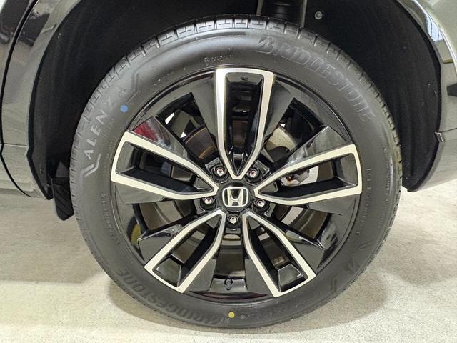 ヴェゼル ｅ：ＨＥＶＺ　ナビフルセグＢカメラＥＴＣＬＥＤＡＷ　衝突回避支援ブレーキ機能　スマキ　Ｐトランク　フルオートエアコン　Ｄレコ　エアバッグ　両席エアバック　Ｒカメ　パワーウィンドウ　ＬＥＤランプ　ソナー　クルーズＣ（11枚目）