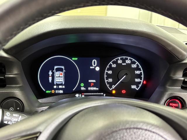 ヴェゼル ｅ：ＨＥＶＺ　ナビフルセグＢカメラＥＴＣＬＥＤＡＷ　衝突回避支援ブレーキ機能　スマキ　Ｐトランク　フルオートエアコン　Ｄレコ　エアバッグ　両席エアバック　Ｒカメ　パワーウィンドウ　ＬＥＤランプ　ソナー　クルーズＣ（15枚目）