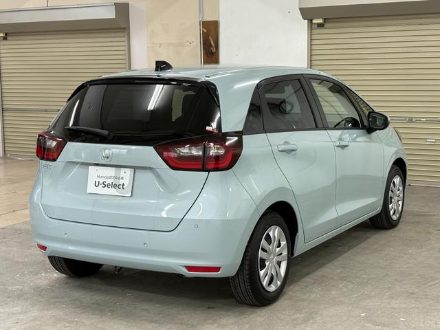 フィット ホーム　ディスプレイオーディオＢカメラＥＴＣＬＥＤ　衝突軽減　リアカメラ　ソナー　ＵＳＢ接続　ＡＡＣ　横滑り防止機能　サイドエアバック　ＬＥＤライト　クルーズコントロール　パワーウィンドウ　スマキー　ドラレコ（9枚目）