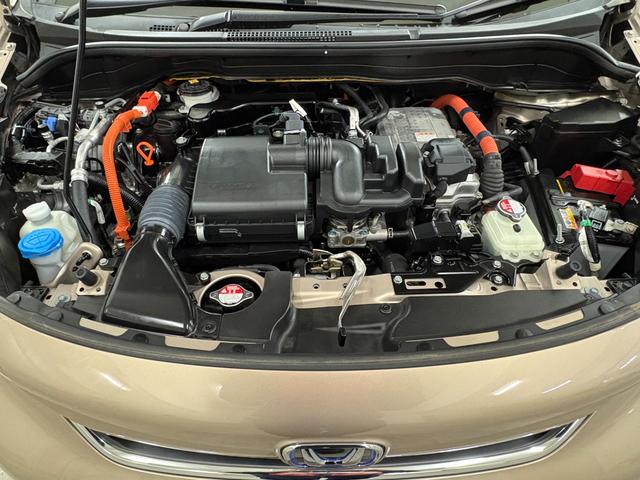 フィット ｅ：ＨＥＶホーム２０周年特別仕様車メゾン　ナビフルセグＢカメラＥＴＣＬＥＤＡＷ　誤発信抑制　Ｐセンサー　Ｒカメ　ＡＢＳ　シートヒーター　オートクルーズコントロール　横滑り防止装置　サイドカーテンエアバック　スマ－トキ－　ＵＳＢ　ＤＶＤ（34枚目）