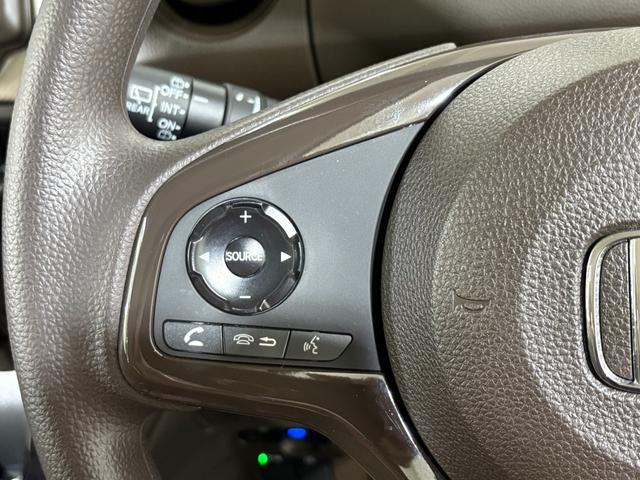 N-BOX L ナビフルセグBカメラETCLED 衝突回避支援ブレーキ I-STOP クリソナ PW パワステ Sヒーター スマ-トキ- 地デジTV ナビ&TV 横滑り防止 ETC車載器 LEDライト エアコン付き(25枚目)