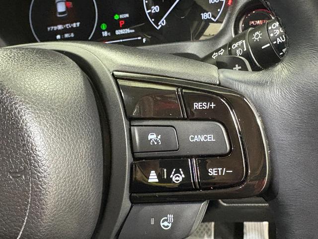 ヴェゼル ｅ：ＨＥＶＺ　ナビフルセグＢカメラＥＴＣＬＥＤＡＷ　衝突回避支援ブレーキ機能　スマキ　Ｐトランク　フルオートエアコン　Ｄレコ　エアバッグ　両席エアバック　Ｒカメ　パワーウィンドウ　ＬＥＤランプ　ソナー　クルーズＣ（24枚目）