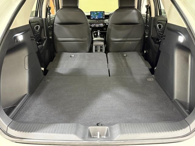 ヴェゼル ｅ：ＨＥＶＺ　ナビフルセグＢカメラＥＴＣＬＥＤＡＷ　衝突回避支援ブレーキ機能　スマキ　Ｐトランク　フルオートエアコン　Ｄレコ　エアバッグ　両席エアバック　Ｒカメ　パワーウィンドウ　ＬＥＤランプ　ソナー　クルーズＣ（34枚目）