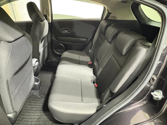 ヴェゼル ハイブリッドX・ホンダセンシング ナビフルセグBカメラETCLEDAW 地デジ Aクルーズ Bモニ スマキー オートエアコン VSA LEDヘッドライト ETC車載器 カーテンエアバッグ ドライブレコーダー装着車 ABS USB(32枚目)