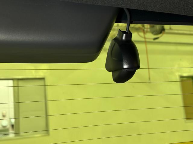 Ｎ－ＯＮＥ プレミアム　ナビフルセグＢカメラＥＴＣＬＥＤＡＷ　ＵＳＢポート　衝突軽減　ＤＶＤ再生　ＥＳＣ　コーナーセンサー　シ－トヒ－タ－　バックカメラ　カーテンエアバック　ナビＴＶ　スマートキー　ＡＡＣ　ＡＢＳ　キーレス（25枚目）