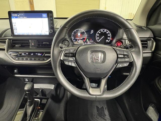 ＷＲ－Ｖ Ｚ＋　ナビフルセグＢカメラＥＴＣＬＥＤＡＷ　クリソナ　追突軽減ブレーキ　フルセグテレビ　サイドエアバッグ　ＵＳＢ　運転席エアバッグ　クルコン　横滑り防止　ドライブレコーダー　フルオートエアコン　キーフリー（12枚目）