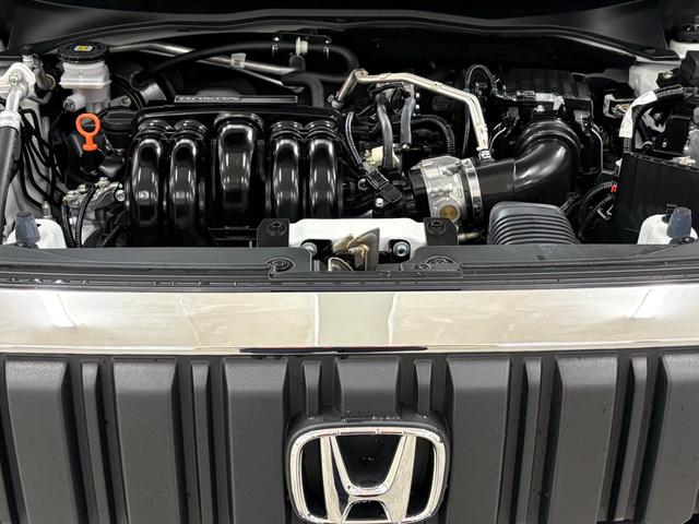 ＷＲ－Ｖ Ｚ＋　ナビフルセグＢカメラＥＴＣＬＥＤＡＷ　クリソナ　追突軽減ブレーキ　フルセグテレビ　サイドエアバッグ　ＵＳＢ　運転席エアバッグ　クルコン　横滑り防止　ドライブレコーダー　フルオートエアコン　キーフリー（34枚目）