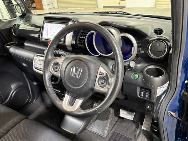 Ｎ－ＢＯＸカスタム Ｇ・ターボパッケージ　社外ナビフルセグＨＩＤＡＷ　フルセグテレビ　パワーウインドウ　スマートキープッシュスタート　ナビ＆ＴＶ　ＥＳＣ　キーレスエントリー　オートクルーズコントロール　ＤＶＤ再生　ＡＢＳ　助手席エアバック（13枚目）