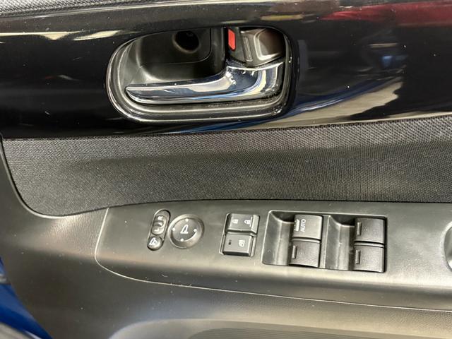 Ｎ－ＢＯＸカスタム Ｇ・ターボパッケージ　社外ナビフルセグＨＩＤＡＷ　フルセグテレビ　パワーウインドウ　スマートキープッシュスタート　ナビ＆ＴＶ　ＥＳＣ　キーレスエントリー　オートクルーズコントロール　ＤＶＤ再生　ＡＢＳ　助手席エアバック（21枚目）