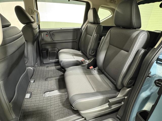 フリードハイブリッド ハイブリッド・Ｇホンダセンシング　ナビフルセグＢカメラＥＴＣＬＥＤＡＷ　軽減ブレーキ　キーフリーシステム　ＤＶＤ再生可能　後カメラ　Ａクルーズ　地デジフルセグＴＶ　ＬＥＤヘッドランプ　シートＨ　横滑防止　ドライブレコーダ　３列シート（31枚目）