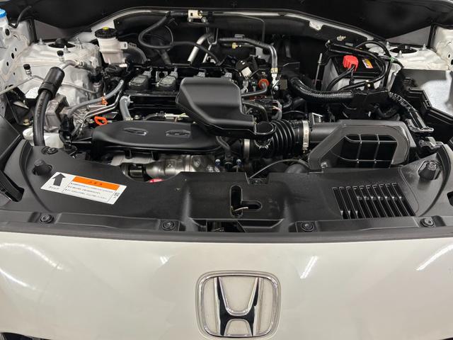 ＺＲ－Ｖ Ｘ　ナビフルセグＢカメラＥＴＣＬＥＤＡＷ　１オーナー　禁煙　クリアランスソナー　地デジ　オートクルーズコントロール　ＥＳＣ　サイドカーテンエアバック　エアコン　整備記録簿　ＬＥＤライト　運転席エアバッグ（33枚目）