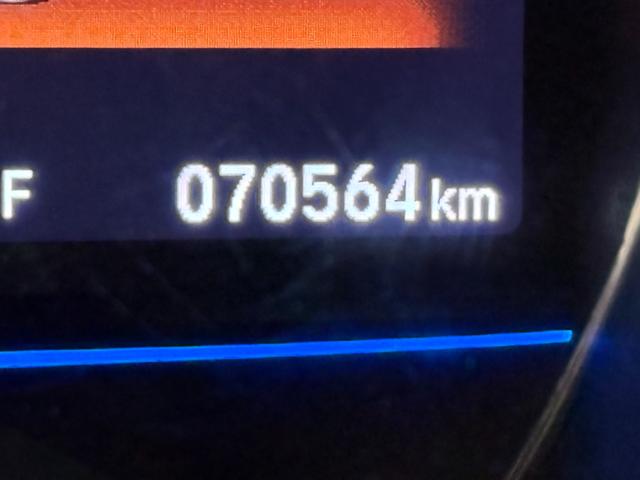 フィットハイブリッド Ｌパッケージ　ナビフルセグＢカメラＥＴＣＬＥＤＡＷ　ナビ＆ＴＶ　地デジフルセグＴＶ　ＵＳＢ　サイドエアバック　ＤＶＤ再生　バックカメラ　オートクルーズコントロール　ＥＳＣ　ＡＵＴＯエアコン　ＡＢＳ　運転席エアバック（14枚目）