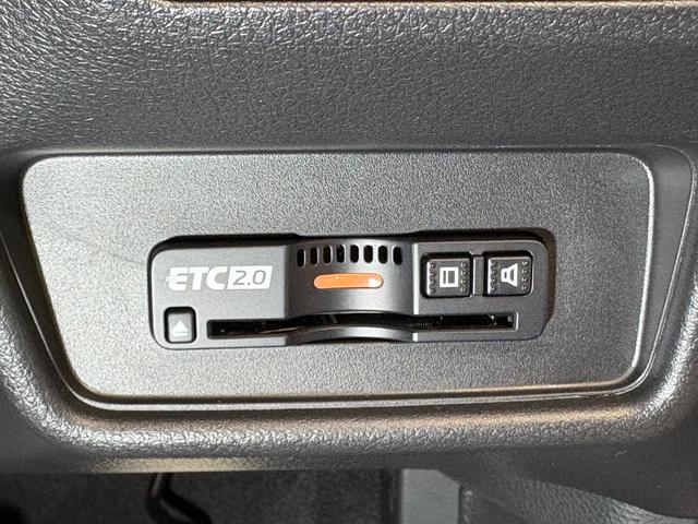 オデッセイハイブリッド e:HEVアブソルート・EX ナビフルセグリアモニターマルチビューカメラETCAWLED 電動Rゲート LEDライト シ-トヒ-タ- 両側PSD パワ-シ-ト 本革シート クルーズコントロール DVD再生機能 3列シート キーレス(22枚目)