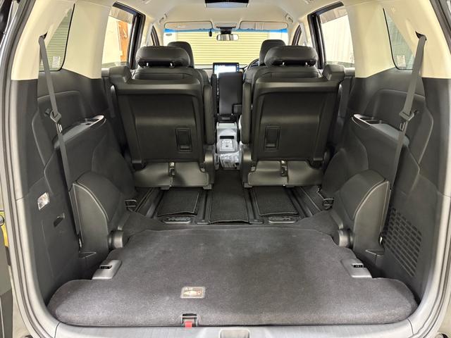 オデッセイハイブリッド e:HEVアブソルート・EX ナビフルセグリアモニターマルチビューカメラETCAWLED 電動Rゲート LEDライト シ-トヒ-タ- 両側PSD パワ-シ-ト 本革シート クルーズコントロール DVD再生機能 3列シート キーレス(37枚目)