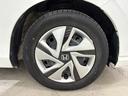 ハイブリッド・Ｇホンダセンシング　ナビフルセグＢカメラＥＴＣＬＥＤ　軽減ブレーキ　キーフリーシステム　１オ－ナ－　記録簿　ＤＶＤ再生可能　サイドカーテンエアバック　禁煙　後カメラ　Ａクルーズ　地デジフルセグＴＶ　ＬＥＤヘッドランプ（11枚目）