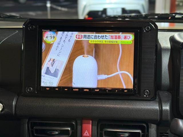 ジムニー XC 8インチナビTV DVD ブルートゥース USB ETC フロントグリル マフラー 16AW ステン背面タイヤカバー LEDヘッドライト シートヒーター ターボ クルーズコントロール 衝突被害軽減(21枚目)