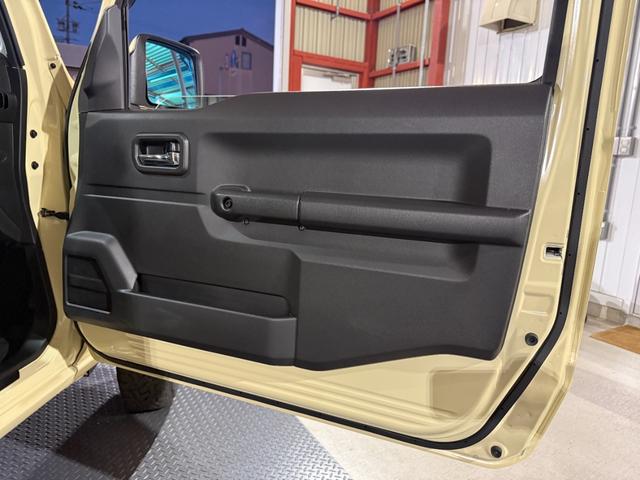 ジムニー XC 8インチナビTV DVD ブルートゥース USB ETC フロントグリル マフラー 16AW ステン背面タイヤカバー LEDヘッドライト シートヒーター ターボ クルーズコントロール 衝突被害軽減(29枚目)